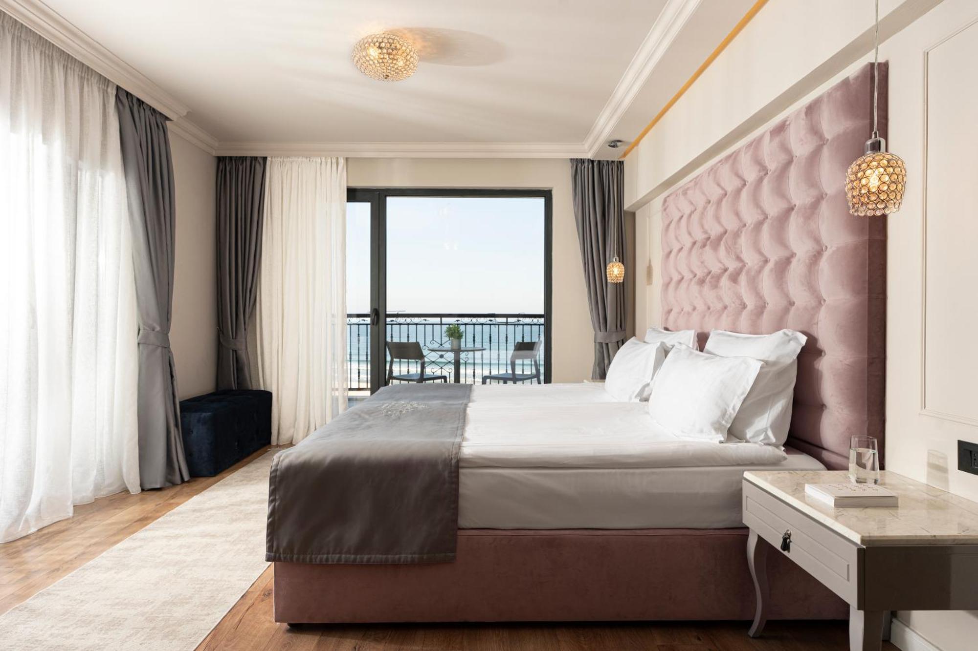 Casa Di Fiore Spa And Medical Hotel, Mineral Pools & Private Beach Kranevo Exterior photo Deluxe room